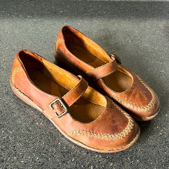 boc Mary Jane slip on leather shoes in excellent condition. Only used 2 times. - Picture 1 of 5